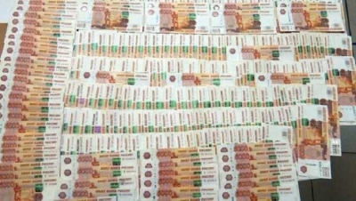 Новосибирец пытался незаконно вывезти в Дубай 1,2 миллиона рублей